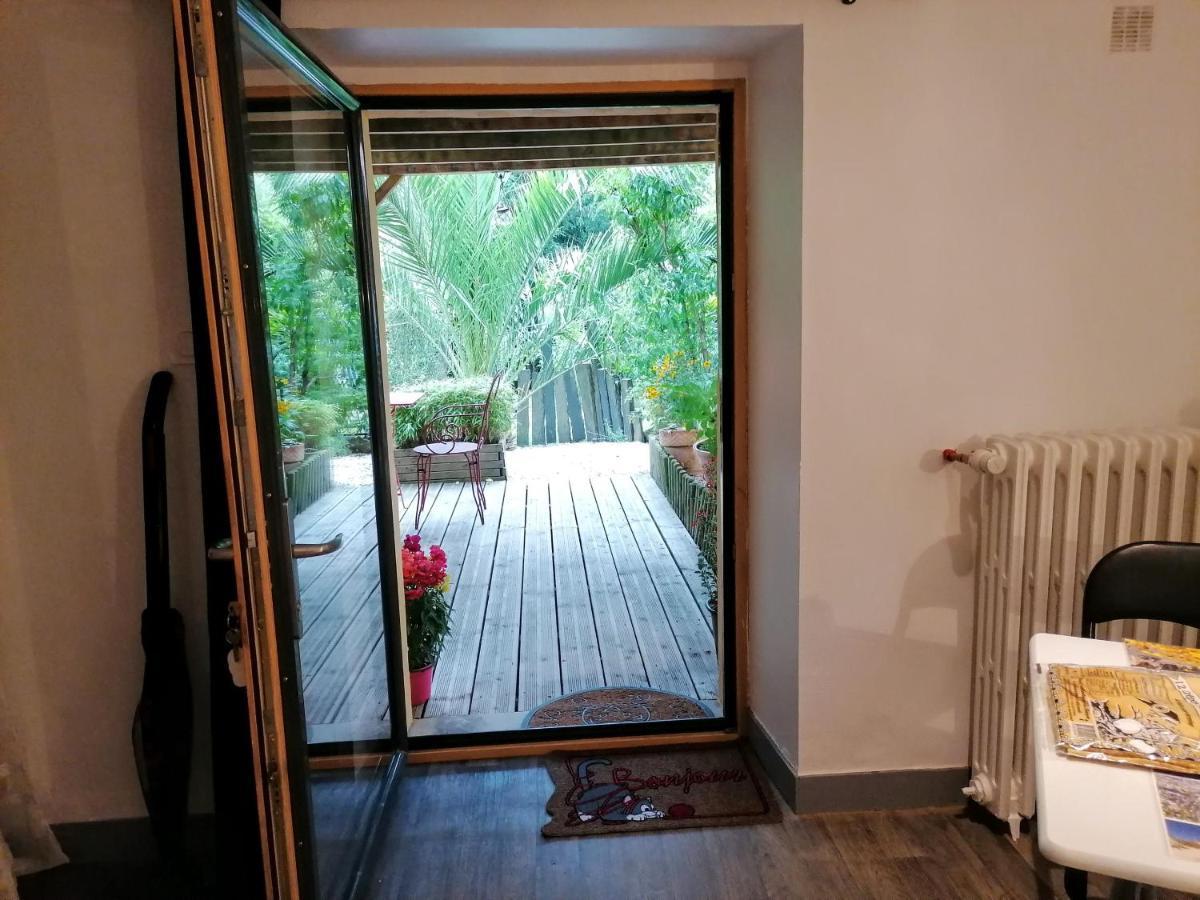 Guest House Dans Jardin Exotique Proche D'Une Voie Verte Morlaix Luaran gambar